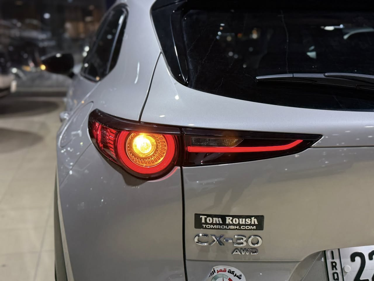 مازدا CX - 30 بريميوم فول مواصفات لون رصاصي
#الموديل : 2024 
#عداد_المسافة : 8 الاف ميل حقيقي 
#الضرر : تصليح الجاملغ الامامي على البارد فقط
#الكفالة : السيارة مكفولة كفاله عامة من الصبغ والتبديل
#الرقم : اربيل ( تحويل او وكالة )

#المواصفات : 
▪️السيارة : #مازدا #CX-30 #premuim 
▪️المحرك : 2.5L . V4  ( اربعة سلندر )
▪️حجم الويل : ويل كب حجم 20 مع طقم تايرات بحالة ممتازة
▪️مصابح امامية زنون مع LED
▪️بصمات عدد 2 للأبواب مع بصمة جنطة وبصمة تشغيل وتشغيل عن بعد
▪️غرفة السيارة جلد أسود اصل 
▪️فتحة سقف ( سلايد روف )
▪️رادار امامي مانع تصادم
▪️حساس خلفي اصل
▪️تحذير الخروج عن المسار
▪️تحذير النقطة العمياء
▪️مقاعد تدفئة
▪️تدفئة مقود القيادة
▪️كامرة خلفية دوارة اصل مع الستيرن
▪️شاشة الدشبول الحجم الكبير
▪️تحكم فول كهرباء لكرسي السائق  
▪️سستم صوت BOSE
▪️تشغيل عن بعد
▪️صندوق كهرباء
▪️نظام AWD
▪️تحكم ستيرن جهتين بلوتوث وحاكية وكروس سرعة وتحكم صوت 
▪️نظام ABS مانع انزلاق

السعر المطلوب : 175 ورقة مع المجال.

 
الاتصال على : ***********

معرض سما دبي لتجارة السيارات والمزادات الامريكية
النجف - المدينة المائية -مقابل حي الجامعة

ولمشاهدة المزيد من السيارات الخاصة بمعرض سما دبي  للسيارات الامريكية زورو موقعنا على الرابط التالي:

‏https://m.facebook.com/معرض-سما-دبي-لتجارة-السيارات-والمزادات-الامريكية-109437940947714/?ref=bookmarks
