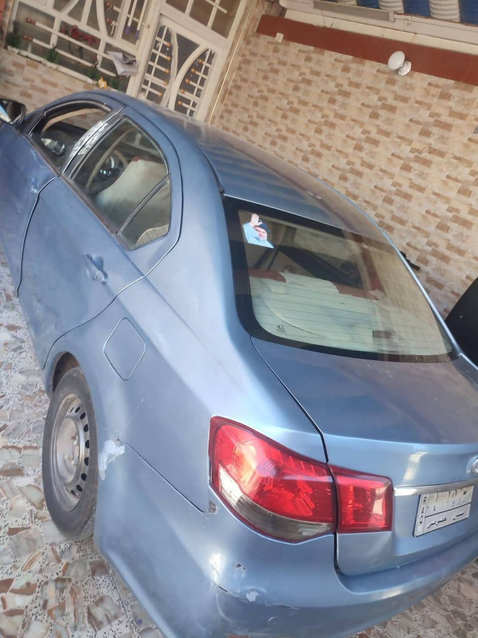 سلام عليكم
سيارة جريت وول
 موديل2012 محرك 1500 
مصبوغه لجمال مع كفاله عامه 
السعر 38 ورقه وبيه مجال بسيط 
التواصل الاتصال + واتساب ***********
