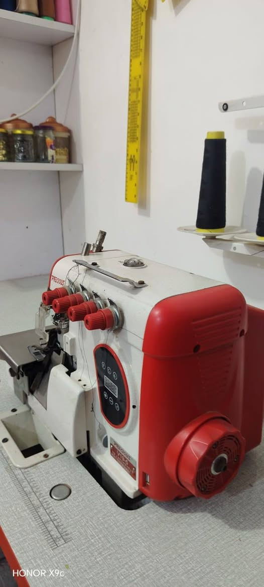 السلام عليكم مكينه ياباني اصلي اوفر للبيع استعمال بيت يعني جديده اني اشتريته قبل كم شهر 550 وهسه اريد ابيع يعني انتو قيمو واني السعر الي يعجبني ابيع تحياتي للجميع *********** بي واتساب اتصل عليه واني افتحلك كامره وراويك شغل المكينه مكاني بغداد الكاظمية
