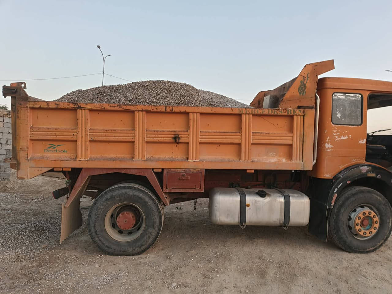 السلام عليكم يتوفر انواع الرمل شرط حمل فول بأنسب الاسعار بأداره سيد علي الصافي
‏‪0776 440 8363‬‏
‏‪0773 630 0483‬‏
