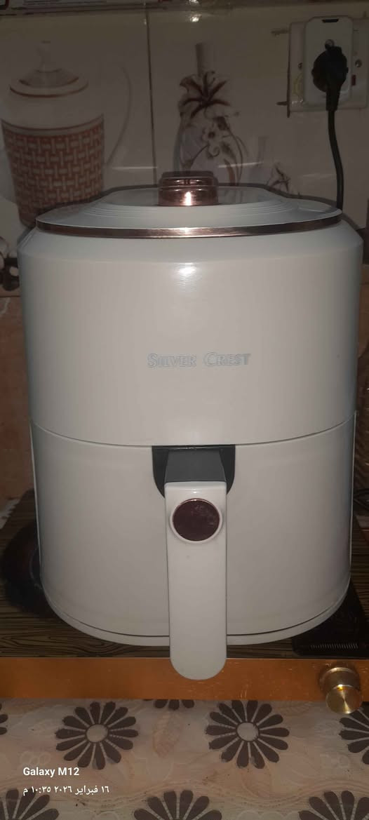 (قلايه هوائيه بحجم ٣.٥ لتر نوع سلفر كريست السعر ٤٠ الف) رقم الهاتف   *********** عمارة, ميسان
