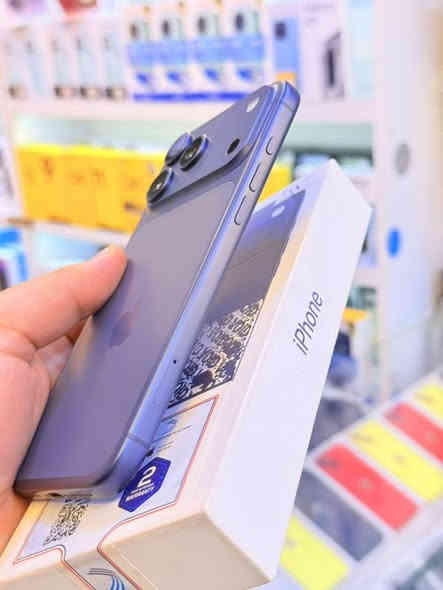 ايفون 17برو ماكس ذاكره 256بطاريه 100مشحون 11مره فقط جهاز هوه جديد سوه عربي شرق اوسط اصلي لوان مميز ضمان وكاله اي بي ام ملحقات كامله 
سعر مليون 100الف قفله من الاخير 
بغداد البياع شارع عشرين مكتب ماستر للمبايل 
***********
