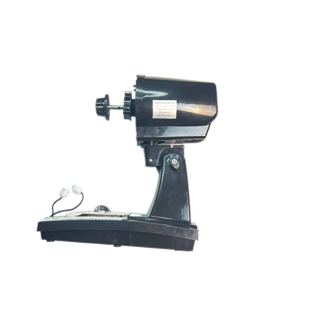 محرك عالي الطاقة
بقوة 60 واط يوفر تدفق هواء قوي ومستمر

للمنازل والمكاتب مثالية لغرف النوم، الصالات، أماكن العمل، والمطابخ

للمحلات التجارية والمقاهي تحافظ على الأجواء منعشة للعملاء

للمساجد وقاعات الانتظار تضمن تدفق هواء قوي في الأماكن الكبيرة

للمستودعات والمخازن تساعد على تبريد الأماكن الحارة

الطاقة: 60W

الجهد الكهربائي: 220V / 50Hz

الوزن الإجمالي: 8 كجم | الوزن الصافي: 7 كجم
 
3 سرعات تشغيل قابلة للتحكم لتناسب احتياجاتك
 
ريش قوية مصنوعة من بلاستيك مقاوم لضمان المتانة والأداء العالي
 
تصميم قابل للتثبيت على الحائط لتوفير المساحة والاستفادة القصوى من التهوية
 
زاوية دوران واسعة لضمان توزيع الهواء في جميع الاتجاهات

الابعاد : الطول 50.5cm ' العرض 19.5cm الشطره, ذي قار


**إذا كنت صاحب هذا الإعلان وتريد حذفه لأي سبب، رجاءا أرسل رسالة إلى الدعم الفني**