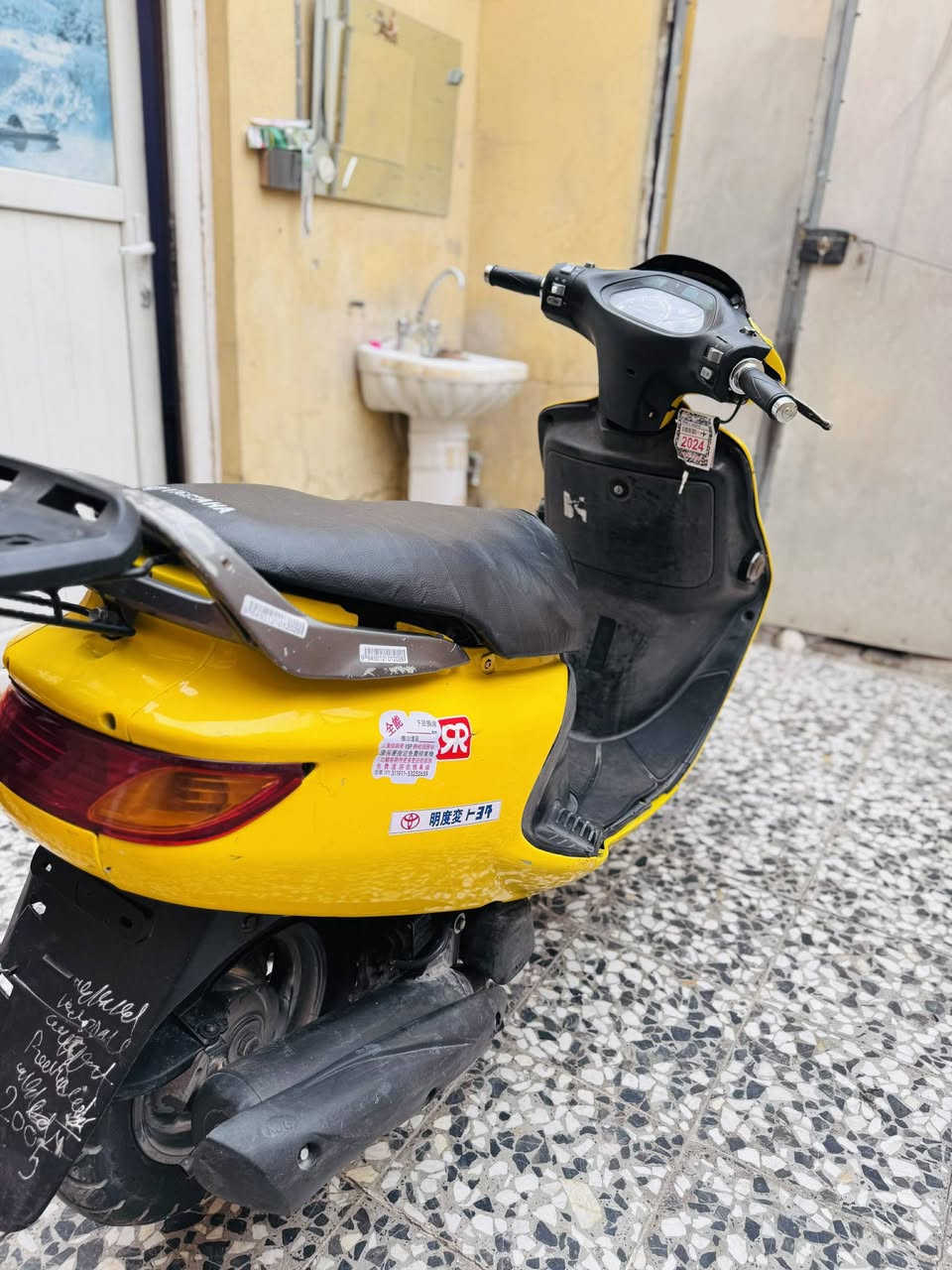 السلام عليكم دراجة فراشة مال حاوية صارلة شهر من نازلة كلة ع بلاد اي نقص مابية كلشي بية شغال سلف هندر شغال السعر 500وبية مجال لشراي مكاني نجف مكتب الرشيد حي الشهداء ***********
