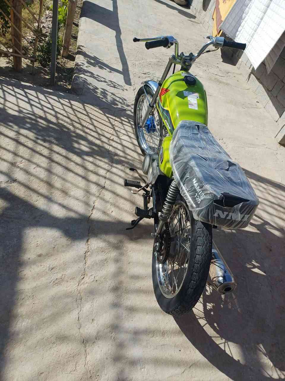 من رخصت الادمنية دراجة اربعة كير كلك كلك كلك اتكفلك عشاير وقانون مالتي واوراقي ضاعن وبيع كلك 2018 مكينة ناعة شايلة روحها دراجة شوفت عينك عنواني كربلاء حي الجهاد سعرها 300 وبيها حك الجية ***********
