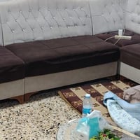 ديوان • ١٠م • قابل للتفاوض