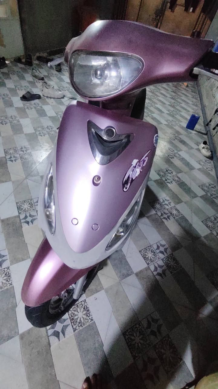 ماكس منغولي اللون وردي دراجه حاويه صارلي  3اشهر عندي للبيع السعر خاص او الاتصال على الرقم ***********
