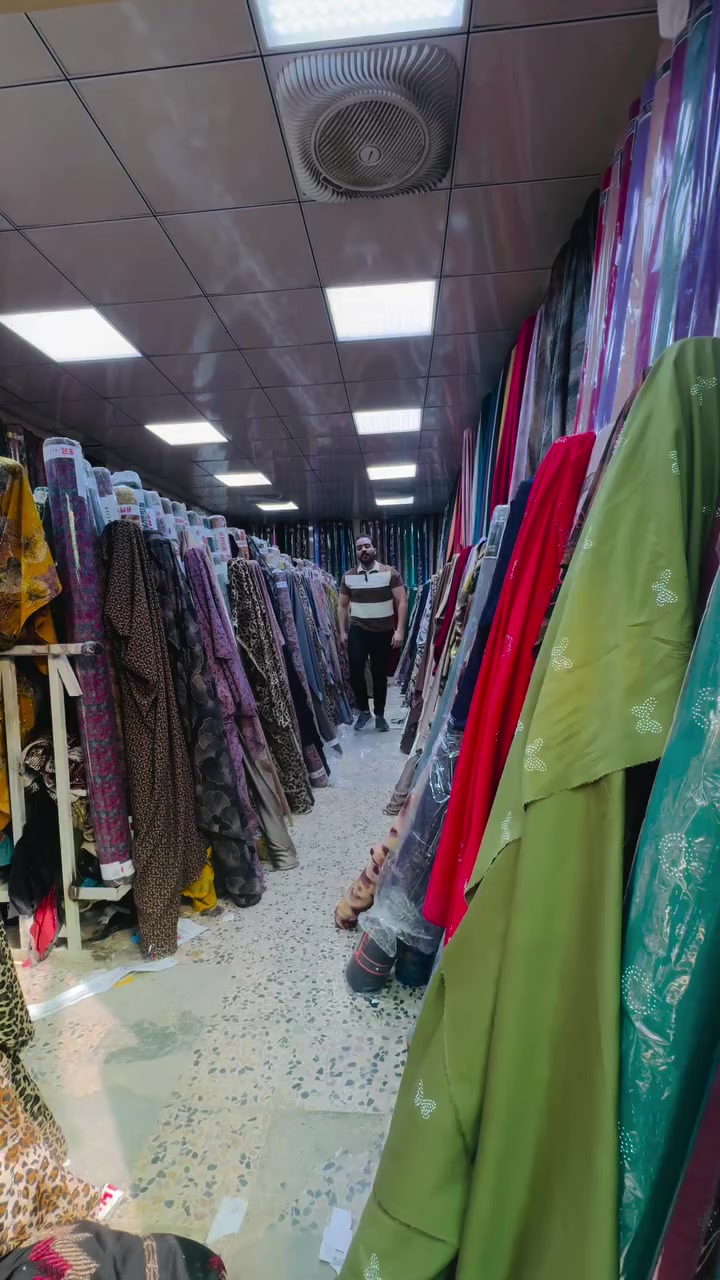 ستائر العيد يمنا غير 😜 ❤️❤️❤️ 🔥 🔥 🔥 😍 😍❤️ 
السلام عليكم احبتي كما عودناكم الموديلات الجديده متخلص ويانه من اقمشة كرار العزاوي 💪🏻 💯💯💯 اليوم وفرنالكم  بضاعه اجنن 🔥🔥🔥🔥🔥🔥🔥
 الاستفسار خاص او واتساب ***********(رقم اثير  07867971
