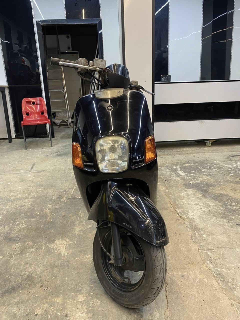 بوليسي بلادي حاويه وكاله ختم وضمان كفاله عامه تجي تاخذ دراجه مذب عليها ربع السعر 900قفل ***********
