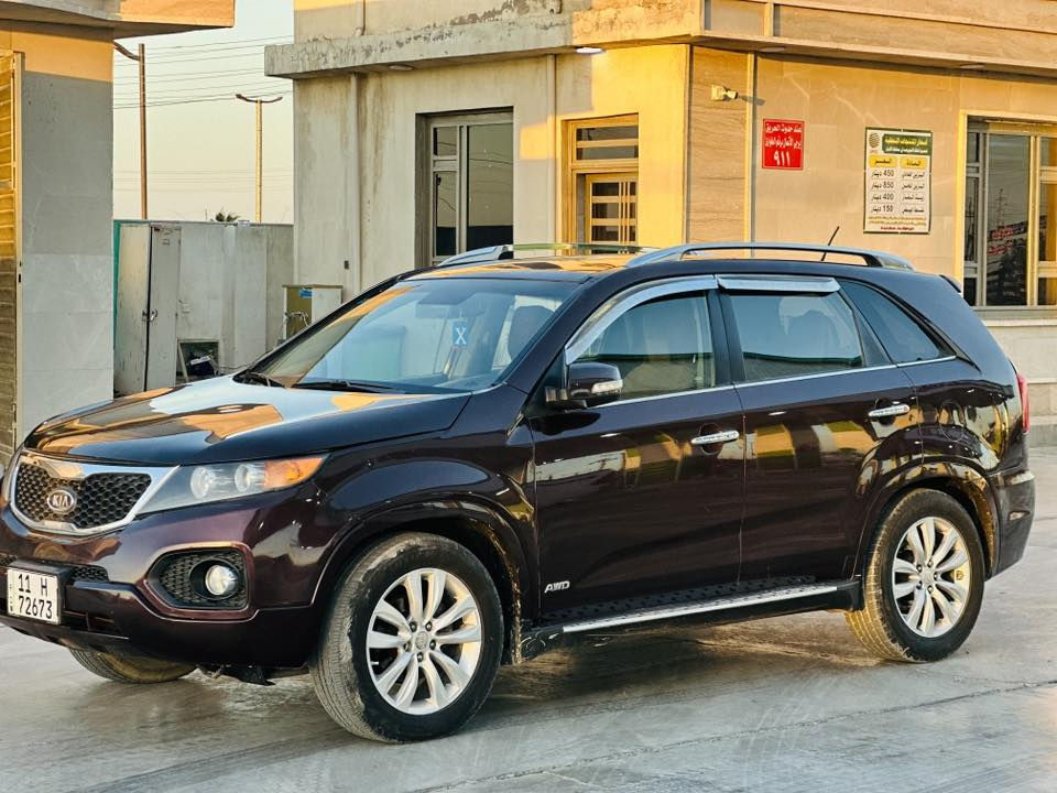 السلام عليكم. للبيع. سورنتو. موديل 2012.
رقم بغداد الدولي. تحويل مباشر 

فول مواصفات sx. محرك V6 
بانوراما. بصمه.  مري شفط. كشنات كهرباء  بصمه ابوب. دفع رباعي. مانع انزلاق.   
  
بيه صبغ 3 قطع بدون دواخل. 

المكان: الانبار الكرمه قرب جنسيه
السعر:133 
رقم الهاتف:***********
