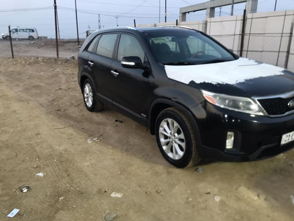 سلام عليكم كيه سورنتو ١٤ دوات بدون كصه 
سياره بانزين فول مواصفات تخم تاير حداديه تبريد 
سته ستندر سياره جديده سعر ٨٠ ترهم مراوس بوبامه بجاجر رقم هاتف ***********
