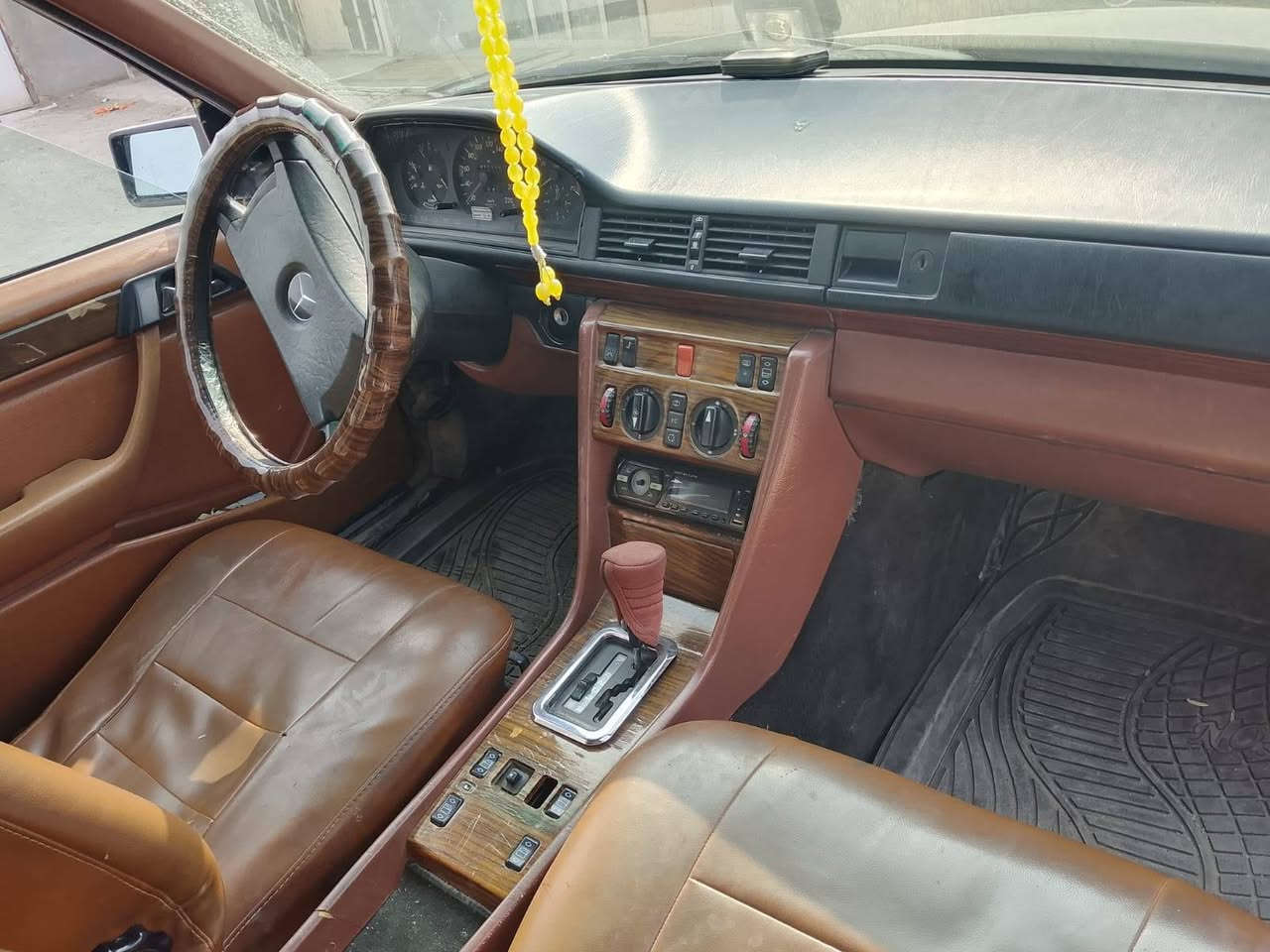 مرسيدس دب موديل 90 جير محرك بطه تبريد شقال صبغ عام الجماليه كشانه اجلد وبيه تفاصيل أكثر السعر ٤٥ رقم بغداد


**إذا كنت صاحب هذا الإعلان وتريد حذفه لأي سبب، رجاءا أرسل رسالة إلى الدعم الفني**