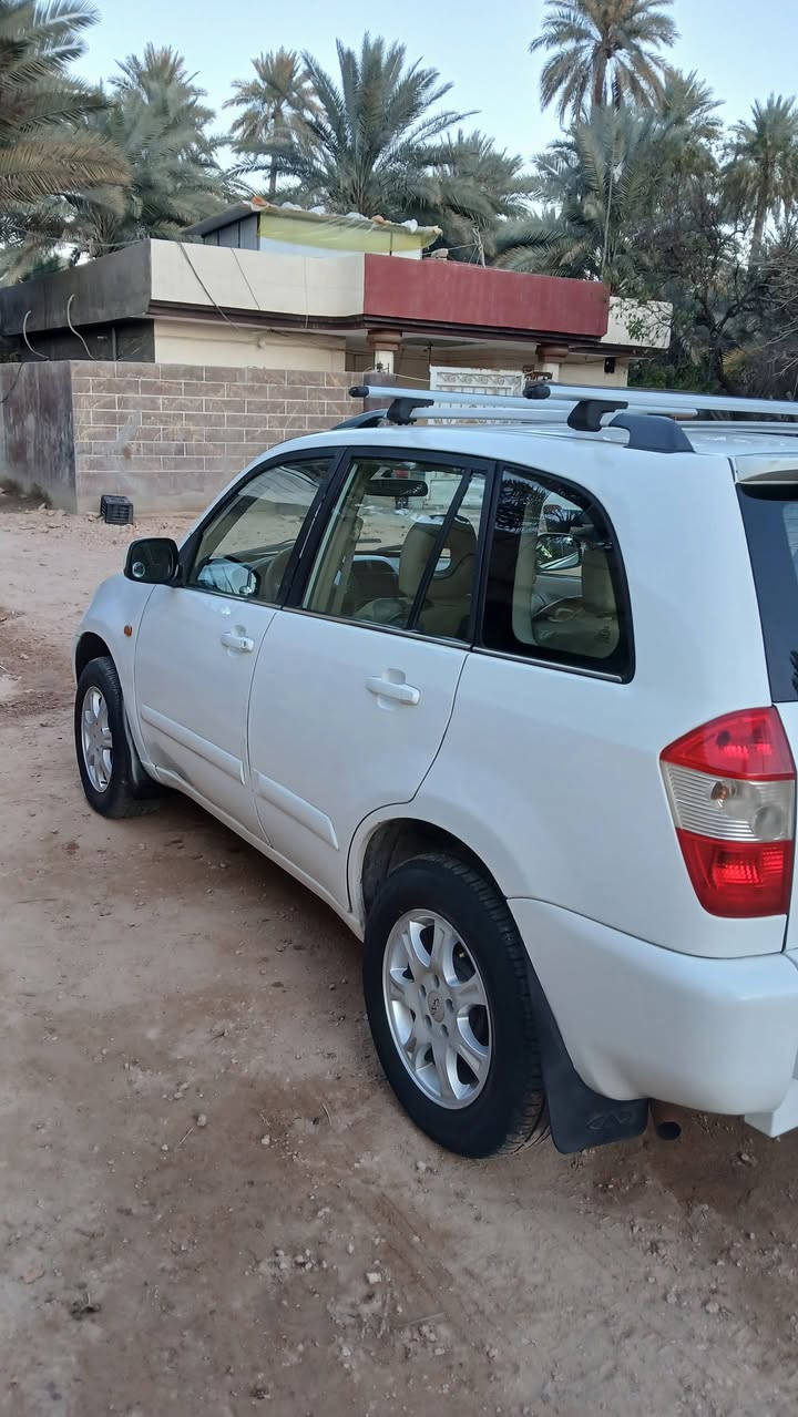 سلام عليكم. تيكو. ٢٠١٢.  مكفوله من الصبغ والتبديل   كير  ميكانيكي جاهزه مكينه كير تبريد حداديه  ماشيه ١١١  فول السعر ٥٥ $ مواصفات  جلد تحكم استيراد  شاشه فتحه سقف   رقم بابل الدولي مكان السياره كربلاء اللاتصال ***********
