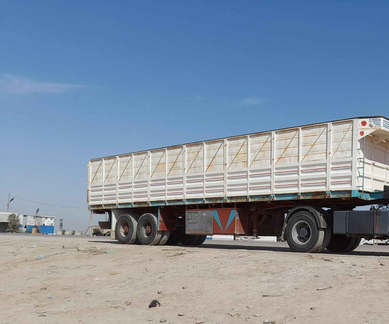 عربنه لبيع بلوم شاصي مكفول دناكير برينه نص جيف تخم تاير سعر 85 ورقه مكان بغداد  ***********
