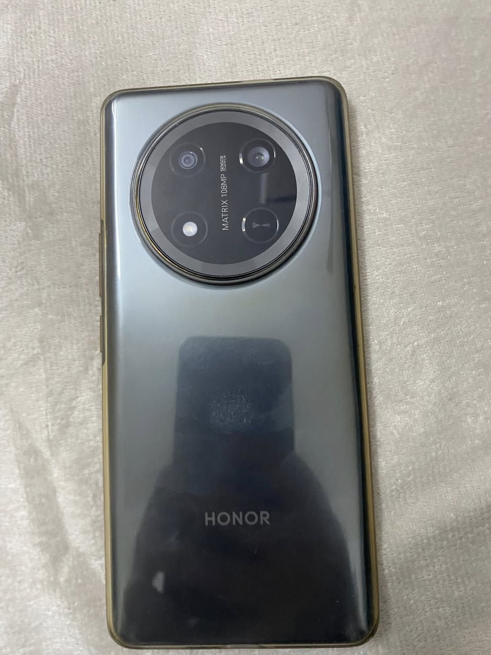 هونر اكس ٩ سي 

ذاكرته ٢٥٦ عشوائي ١٢ 

نظيف بدوووون غراض فقط جهاز 

مكاني بغداد البياع 

سعره ٢٤٠ ألف 

للاستفسار اتصل ***********
