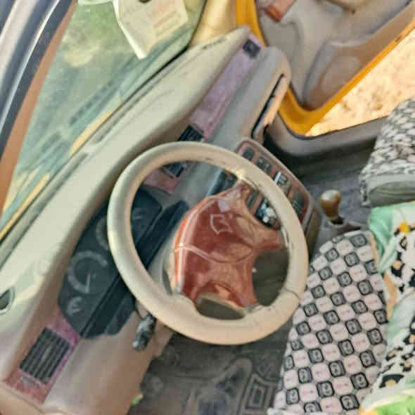 #سمند تكسي مصفره هيئه وغرامات موديل 11للبيع سنويه لل27كيرمحرك حداديه تبريد تايرات باتري جديد السعر 28وبيهامجال تواصل***********
