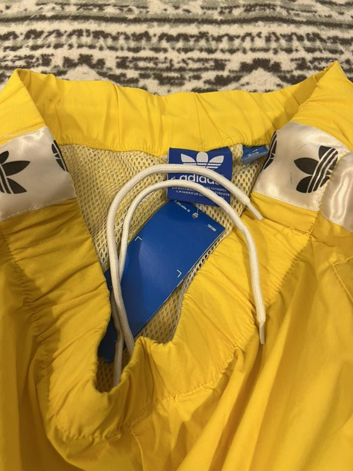 اديداس وتر بروف قياس XL بالة غير مستخدم بالليبل


**إذا كنت صاحب هذا الإعلان وتريد حذفه لأي سبب، رجاءا أرسل رسالة إلى الدعم الفني**