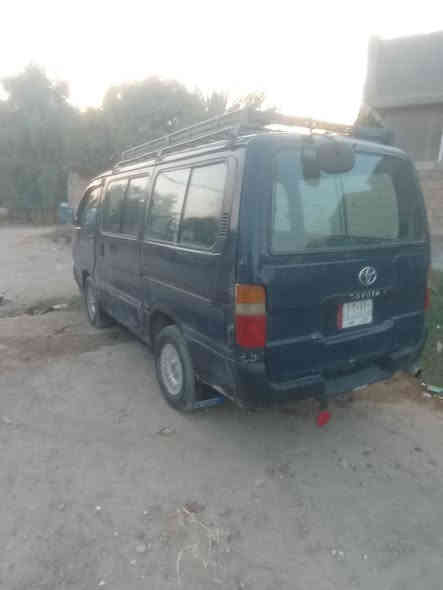 سلام عليكم بوز موديل 94 سنوية 2028مكين ونجي ستة بيهة صوت المكينة 11راكب مصفر هية وغرامات مامطلوب الو ربع مكاني ديالى  سعر 27رقم ***********
