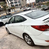 اكسنت 2012 خليجي. مكينه 1.6. بغداد بسمي.   مصبوغه عام. اثر. تكشير وطخط...