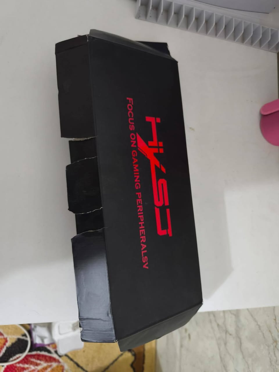 بلي 5 فات مستعمل نظيف بدون كارتونه كامل ملحقاته مع قاعده شحن و تبريد و ups 1500va وكيبورد وماوس و ماوس باد و ميز 
السعر 650 وبي مجال بسيط 
***********
