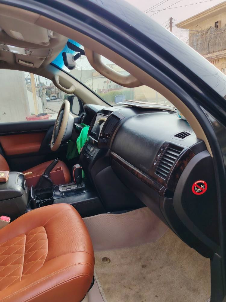 سلام عليكم للبيع لاندكروز 2008 6سلندر رقم اربيل مضلل بل سنوية (ترهم مراوس بتاهو خليجي2015 وفوك) مكفوله كفاله عامه كير مكينه حداديه مشروطات داخل بقلاوة السعر 285 وبيه مجال بسيط المكان صلاح الدين قضاء بلد  الاستفسار والتواصل على الرقم *********** سامراء, صلاح الدين
