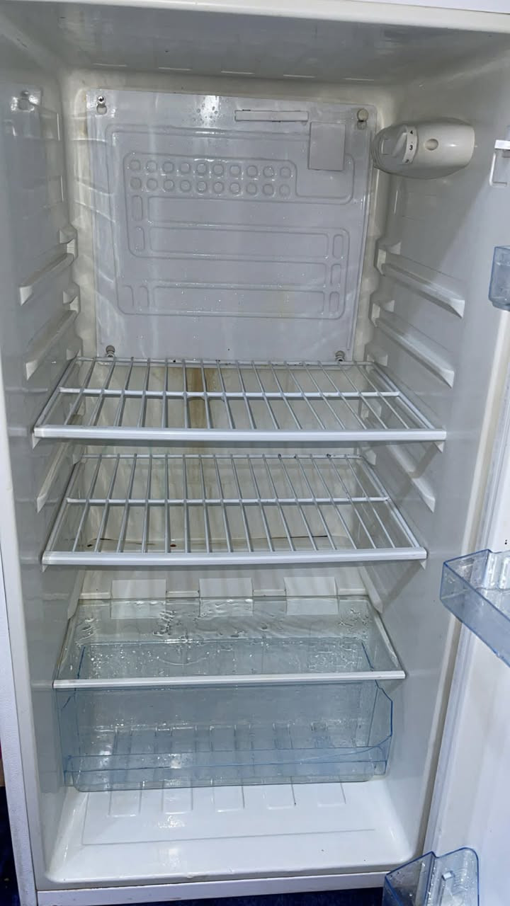 جديده بس صغير وريد ابيعه بابل 
الي حاب يتوصل ع هاذه الرقم فقط وتساب 
***********
