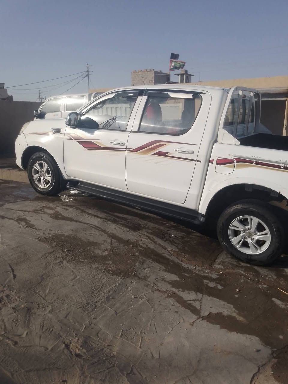 فتون للبيع 
فتون موديل 2018 السياره مابيها شي خير من الله تبريد شغال الرقم بصرة سنوية منتهيه صار سنه تحويل ثاني يوم

مكاني البصرة 

السعر 55 وبيها مجال بسيط

رقم الهاتف ***********
