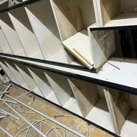 رفوف محل • ٢٠ قطعة • ٢٫٥م طول