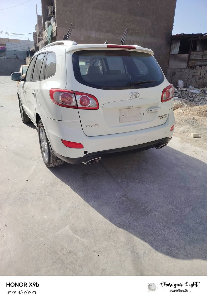 سنتافيا للبيع
مديل ١١
بصمه
٧راكب
6سلندر
رقم بغداد
سونار مرافق مع صور 
مكان سيارة بغداد
الاتصال ***********
