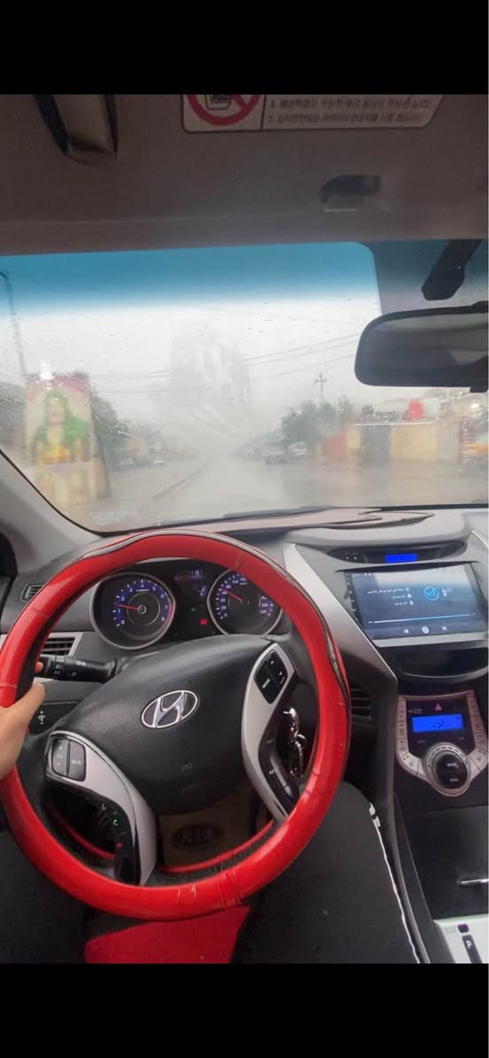 سلام عليكم النترا 12وارد كوري مكفوله كير ومكينه ولكوري ماينكفل صبغ سياره جاهزه تخم تايرات وتبريد مابيهه نقص حداديه نص عمر رقم بصره جديد بسمي احول ثاني يوم سنويه جديده بيهه ضربات كلهن بسيطات وبارد بصندوك وبل باب شخطات بسيطه السعر ١٠٢ لتواصل *********** الزبير, البصرة
