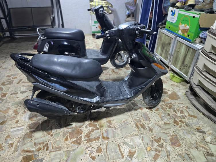 السلام عليكم دراجه ماكس عدله للبيع دراجه بلاديه برغي ما مفتوح بيها وصالنصهfm الدراجه تدك 120 تجي وتفحص وتشوف دراجه نضيفه انضف من الصور  بوشه49 بلاد ما مفتوح برغي بل مكينة للاستفسار ‭0774 952 0217‬
