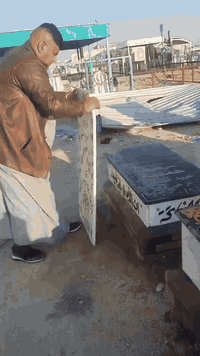 عمل قصي الدفان لاهالي ناحية الإمام تبديل القبور مرمر الإسباني تم تكليف من قبل السيد عباس الزهيري قبور ذويهم الفاتحة ***********
