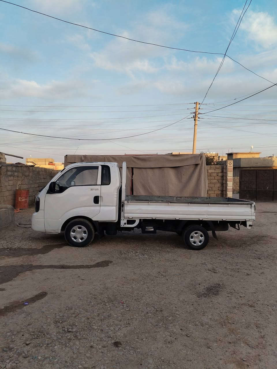 سلام عليكم كيه موديل 2014 رقم صلاح الدين دولي سنويه ل 29 وهزه ل 27 جديد تحويل تريد وكاله  سياره كير محرك 2700 اكسن شاصي صدر اربع تايرات الخلفيه جدد بس المامي  نص جوه نص كهربائيّات كلها شقاله ريمول داخل جلد بيه مكانين صبغ حك خمس اصابع مشر بل منشور سياره مال شقل البيع ومراوس حسب القناعه مكان الشرقاط الشراي يتصل عل
*********** 

***********
