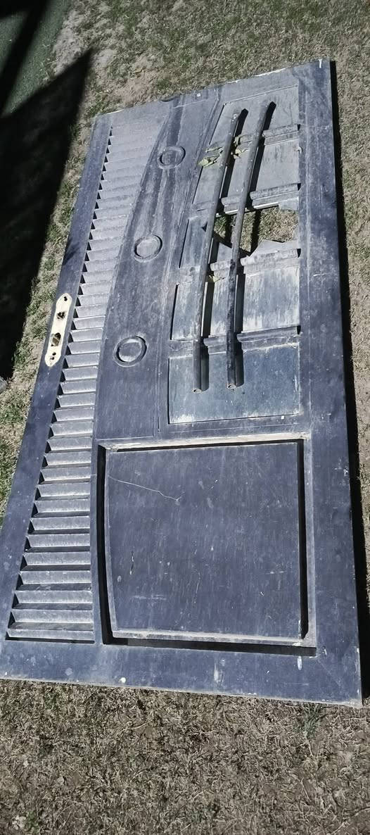 للبيع شباك 1.5 في 1 متر وباب ثقيل  مكاني بغداد ابي غريب ثنينهن 150 وبيهن مجال


**إذا كنت صاحب هذا الإعلان وتريد حذفه لأي سبب، رجاءا أرسل رسالة إلى الدعم الفني**