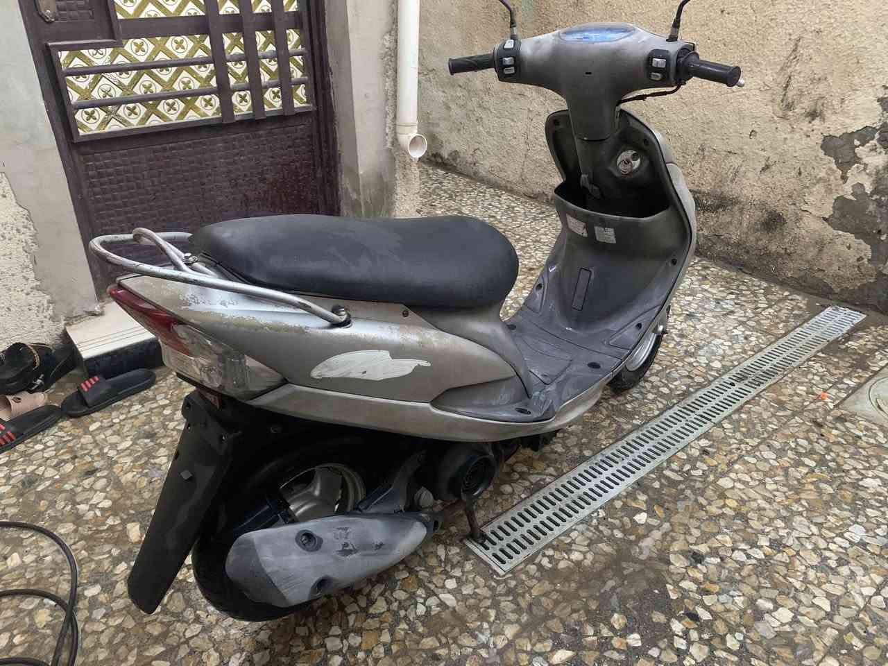 السلام عليكم دراجه ماكس منغولي كامله ما بيها اي نقص مكينه ممفتوحه كهربائيات كله شغال للبيع السعر 650 وبيها مجال للطيبين للاستفسار *********** مكاني بلديات
