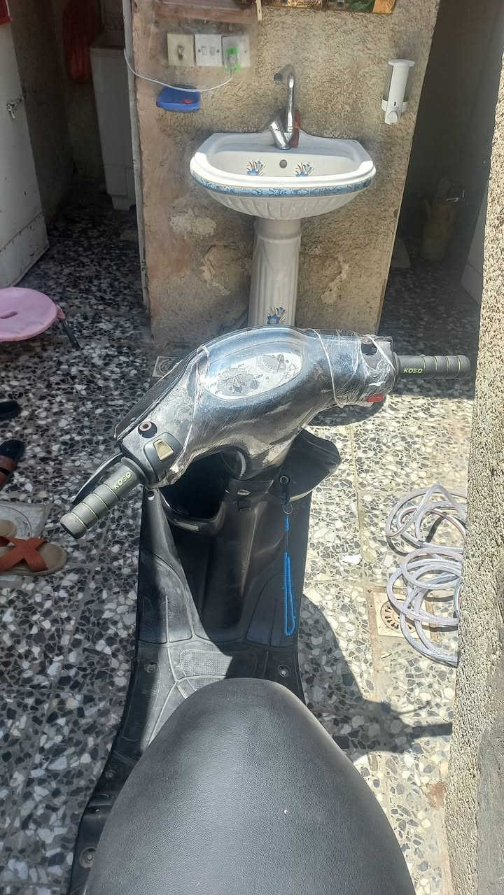 سلام عليكم درجة ماكس قجمة لبيع شارط شلعة ومعدل كهربايت كلة شغلة سلف وهندر سعر 280  وبية مجال حاك جية مكاني بغداد مدينة الصدر رقام الهاتف ***********
