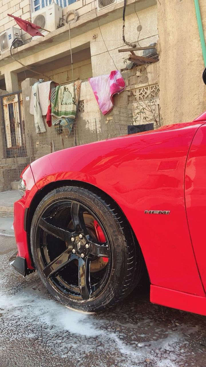 سلام عليكم جارجر للبيع مديل 16 مكينه 5700 مكينه كير تبريد كله مكفول سياره كفاله عامه ماعده جامل مصلح نفسيته راجع بارد سياره مواصفات عاديه عليه برمجه وتفريغ مال مصطفى ايكل عليه اكزوز SRT وعليه تخم تاير وتخم ويل نجمه ابو الخسفه القويه سياره جديده حيل جديده لا طابه ساحه ولا مستعرضه السياره كلششش جديده عليه غرفه مال 23 سياره صاعده هزه وكامله ورقم الجديد بيه كبل  تحويل مكاني بصره سعر 184 وبيه مجال حك الجيه ***********
