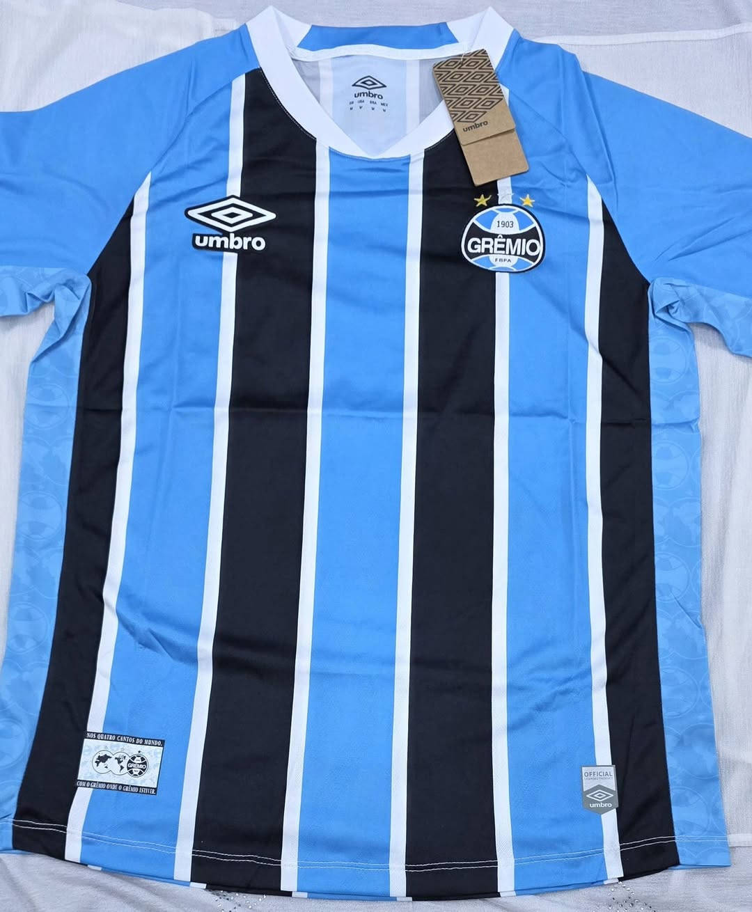 السلام عليكم
دريس انديه برازيليه اصلي كلاسك

دريس فقط بدون شورت 

عده انديه وقياسات مختلفه 

العنوان محافظه واسط 

يوجد خدمه توصيل لكل المحافظات 

***********
