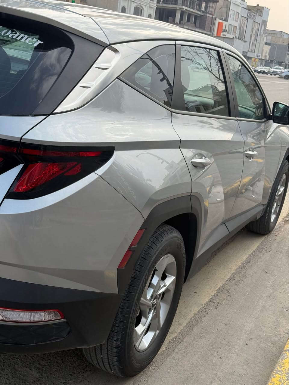 هونداي توسان 24 وارد امريكي حادث فقط جاملغ امامي صبغ بدون تبديل مكينه كير حداديه سياره جديده وجاهزه ماشيه 5 آلاف فقط سياره رقم بصره باسمي تحويل مباشر السياره جاهزه من كلشي السعر 195 وبيها مجال للاستفسار *********** البصرة, العراق
