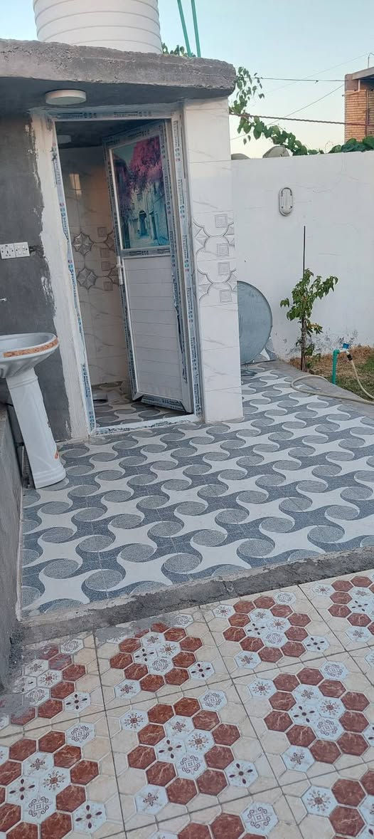 دار للبيع ملحق حي الانتصار طابو زراعي مساحه القطعه ٣٠٠ متر السعر ٩٠ مليون استفسار ***********
