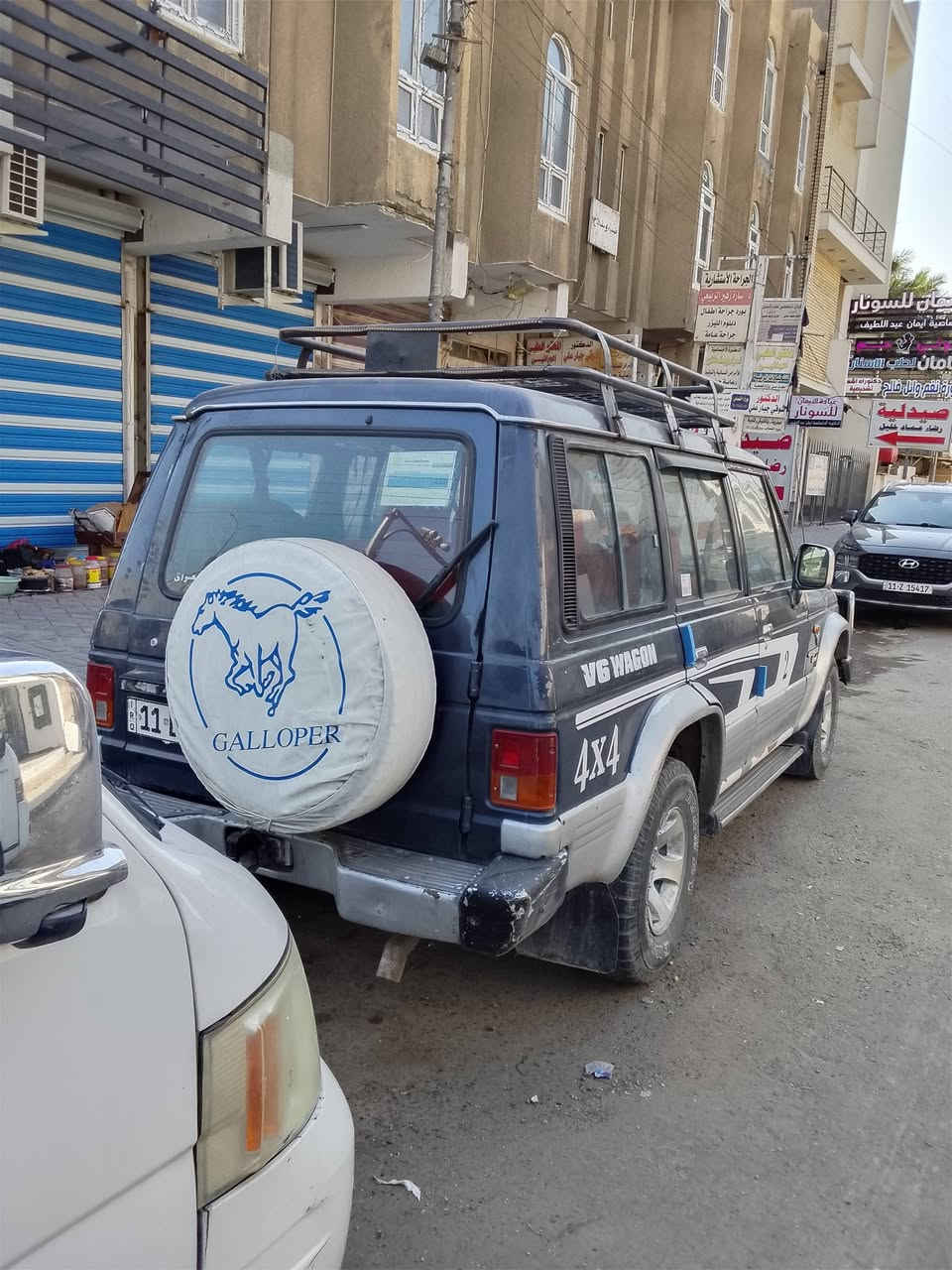 صباح الخير كالوبر موديل ١٩٩٧ بلاديه كير محرك اربع بوب كامله ونظيفه ومصفرة من جميع النواحي هزة مرور غرامات يعني تأخذها فول بااسمي مكاني بغداد ساحه ٨٣الطالبيه رقم الهاتف ***********السعر ٤٠وبيها مجال
