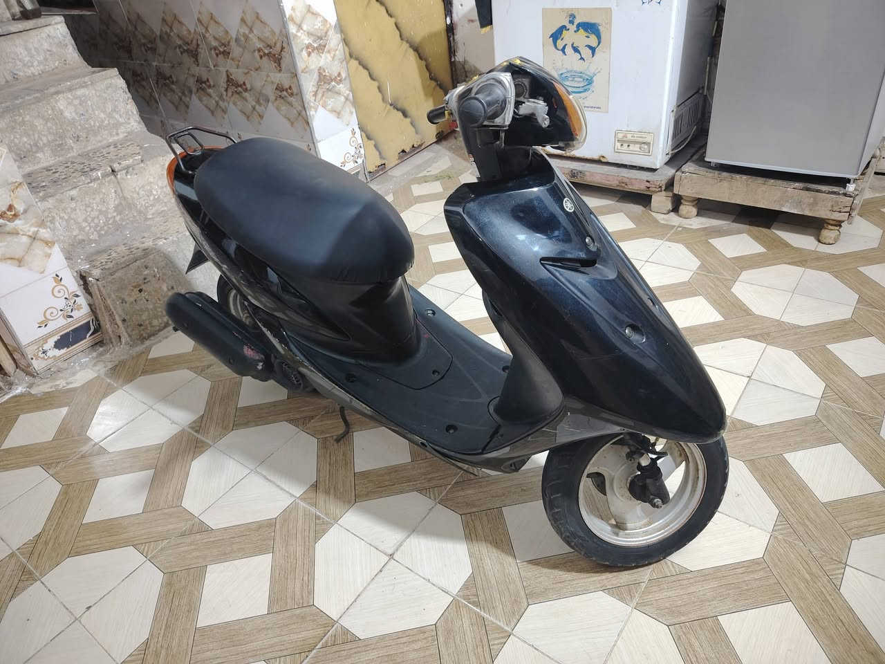 لامسلام عليكم دراجه مفتوحه مره وحده كهربيات كلهة شغاله نكره سلف اوراق بيه صوت اكسن خفيف بشي الحيل مايبن دراجه نضيفه كلشي شغال بيه مكينه تخبل شلعه معدل 60 السعر 325بيه مجال قليل رقمي بس وتساب فقط شراي يتصل الي مو شراي الا يتعبني


**إذا كنت صاحب هذا الإعلان وتريد حذفه لأي سبب، رجاءا أرسل رسالة إلى الدعم الفني**