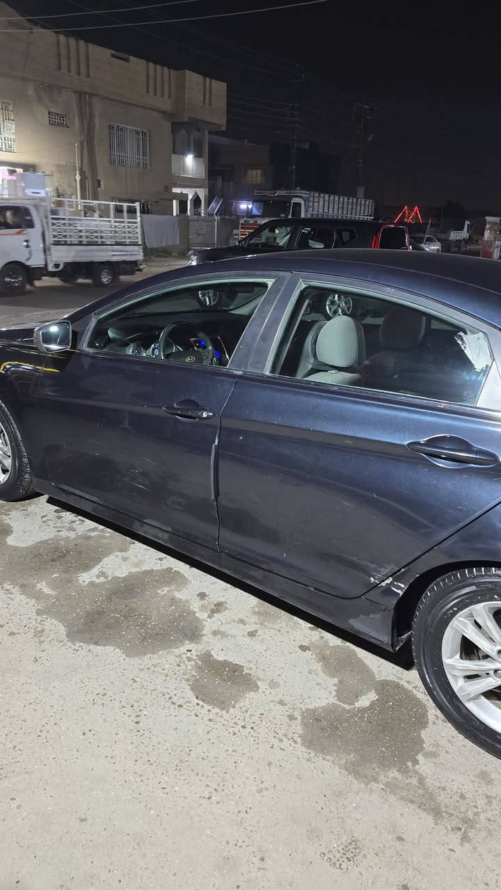 سلام عليكم سوناتا موديل  ۲۰۱۱ وارد امريكي ماشيه ٧٠ الف ميل
بدون حادث ضررها ٤ قطع تخريب سونارها موجود وصور الحادث مرفقة في المنشور دواخلها جديدة السيارة بانزين كله محسن كير مكينة شاصي كفالة معتني بيها نصبتها حلوة السيارة  ونظيفه نقوصات مابيها  حدادية ومشط ستيرن وادامة كلة جديد مكينه ٢٤٠٠ السيارة ترايها كلش حلو وكلش نظيفة للتواصل *********** بي واتساب غير متواجد على الفيس اتصل ونتفاهم ان شاء الله مكان السيارة بغداد
