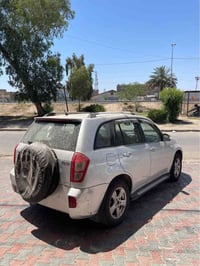 تيكو 2014 كير ميكانيكي  رقم بغداد الجديد بدون صبغ بيها جراد بنيد و كصه...