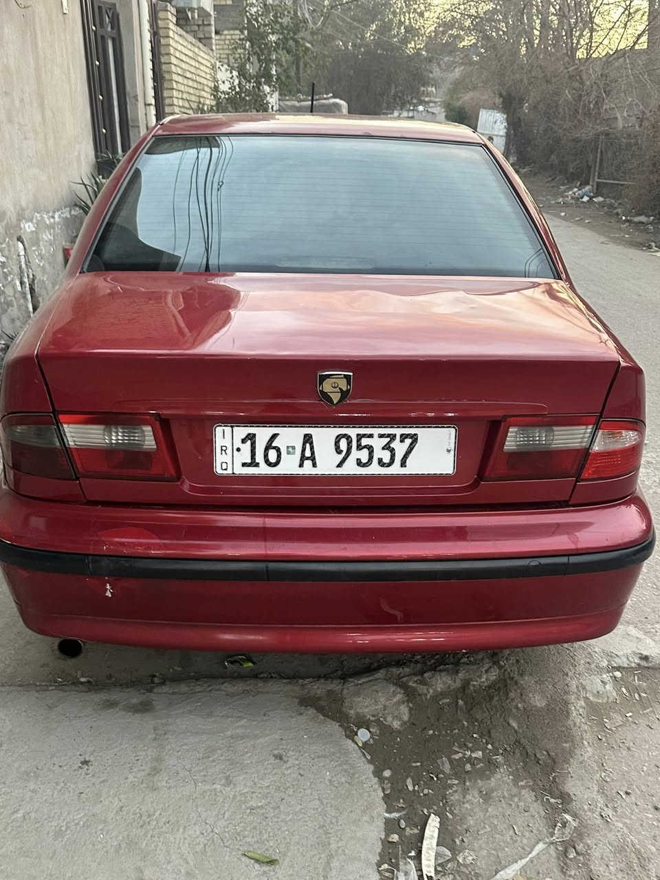 سلام عليكم سمند.2012 رقم قادسيه  انكليزي 
سياره كفاله وبيها هاي ضربه الي بلدعاميه 
فقط    ( ادوس وهلالت معمره )

  كير ومكينة  كلة مكفول 

  ترايهة شرط زيرو تبريد تدفه تخم تاير جديد 

سعر 45 مجال قليل 
 مكاني بغداد كريعات
رقم تليفون ***********
