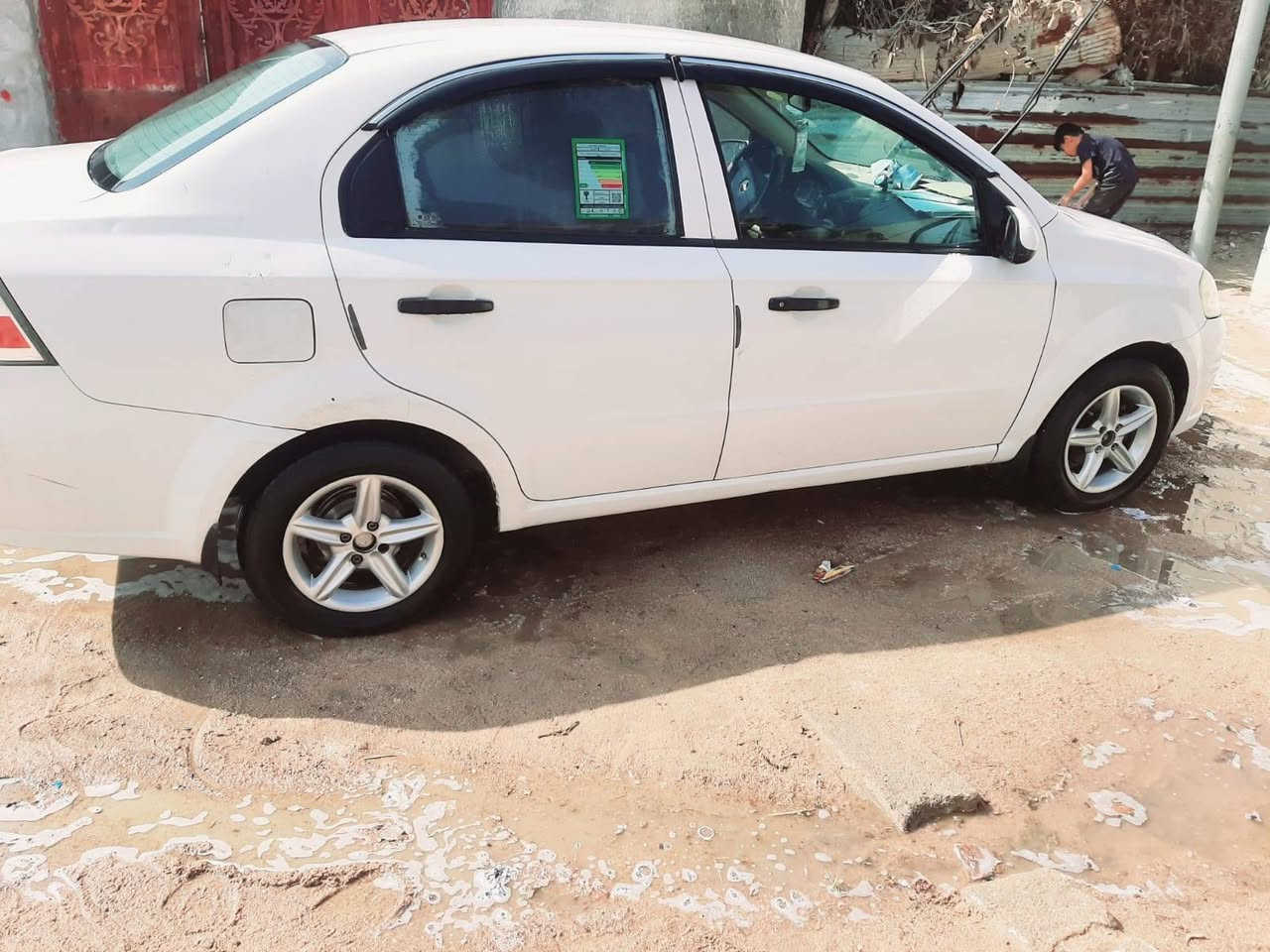 السلام عليكم
افيو 2010 وارد خليجي 
سنوية بأسمي لل 2031 تحويل مباشر 
مكينة وكير كورلا بيكاتشو،  تبريد شغال ، كهربائيات فول ، شاشة , لايت زنون 
سيارة نظيفة وجاهزة ، البصرة الزبير 
السعر 60
اتصال / ***********
