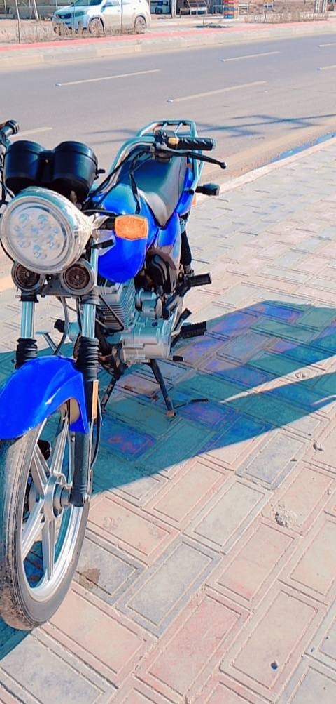 اسلام عليكم دايون عضم موديل 23 كلك بيهه بس رقم شاصي بدون بليته مكفوله عن سرقه محرك ما مفتوح لو برغي بجيس سلف هندر دشبول كله شغال  الله شاهد جانت متروكه واني شغل ما فارغلهه سعر 600وبيهه مجال مكاني طوريج ب خيرات ***********
