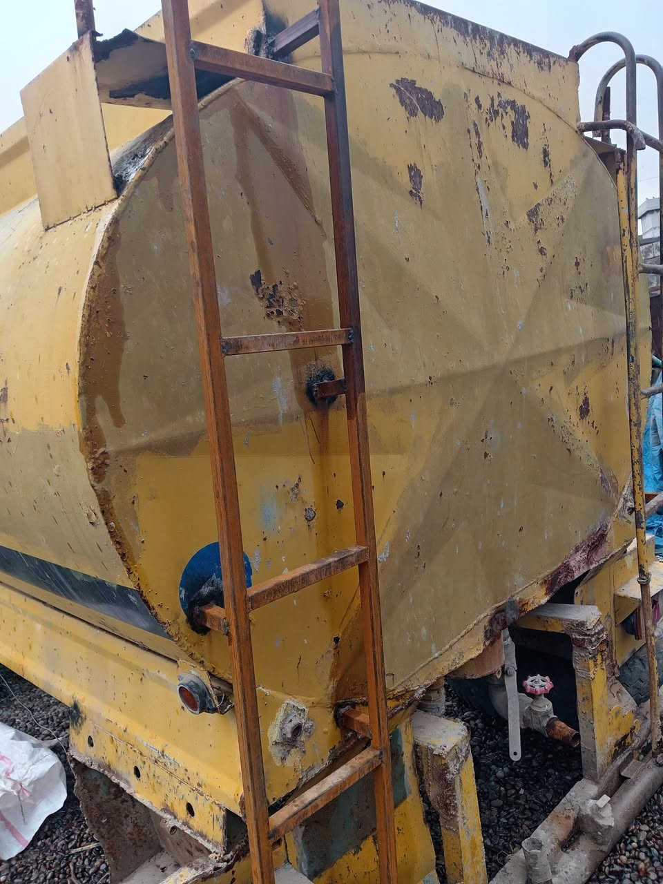 تانكي للبيع حجم /10000لتر***********
