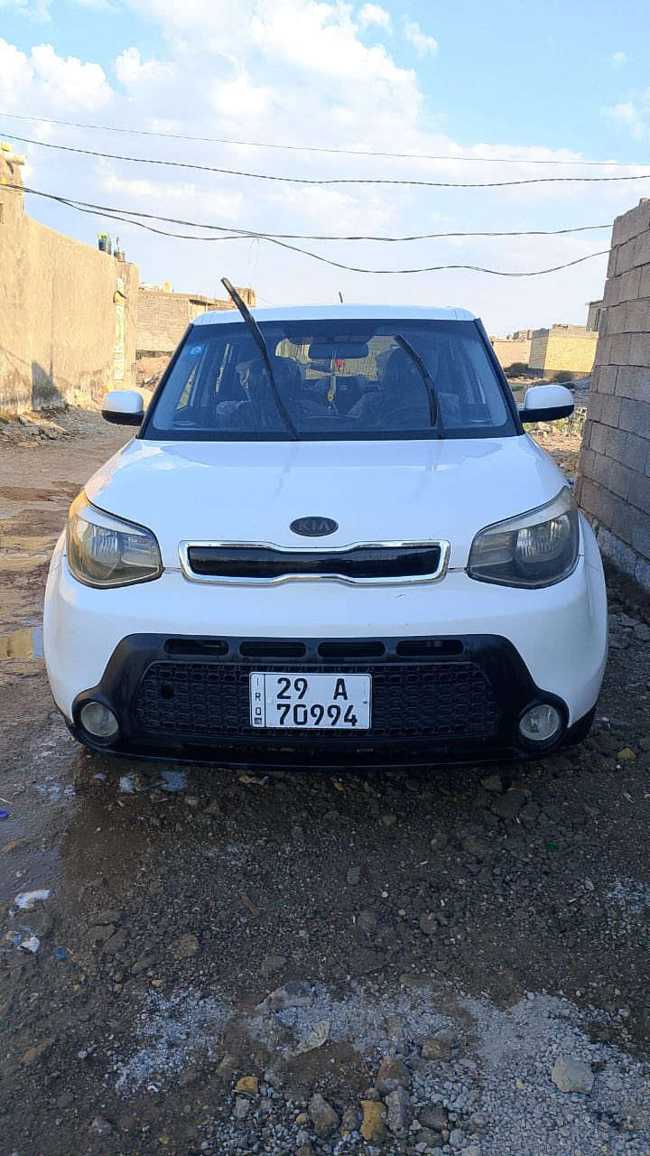 سلام عليكم صول ٢٠١٥ امريكي محرك ١٦٠٠ محرك كير كهربائيات حداديه تغم تاير جاهزه من كلشي سعر ١٠٥ مكاني واسط هاتف ***********
