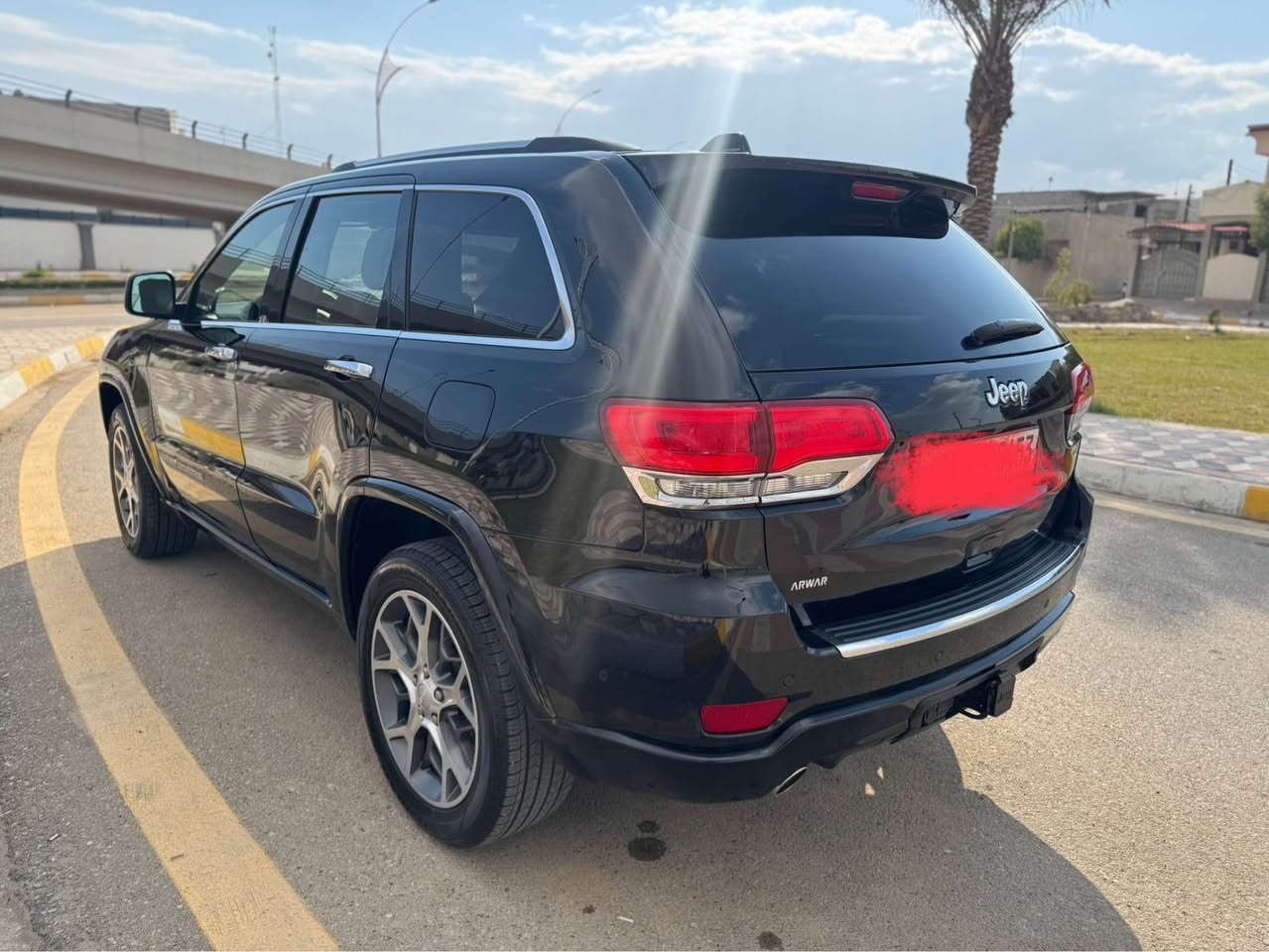 سلام عليكم
  Jeep موديل 2021
 اوفر لاند للبيع سيارة فول مواصفات 
رقم سليمانية سنويه رقم كلها جديد 
وارد امريكي داخل كلين 
مكفول من صبغ بيها 3تعديل بارد اصغار بصندوق 
مواصفات
سقف بانورما 
داخل مشمشي 
شغال
رادار امامي وخلفي وجانبي 
مرايات شفط
اوتو بارك 
سيارة جك
صندوق جك 
كشنات تدفئه وتبريد
شاشة جبير 
كشنات خزن ميموري 
لايتات اسود ديناميك 
كير محرك بشرط بدون عيب وبدون فتح صدر تبريد كلها شرط بدون عيوب سيارة ماشي 88 الف ميل شرط تحويل 
عنوان كركوك 
هاتف ☎️ ***********
سعر 275بي مجال كركوك, العراق
